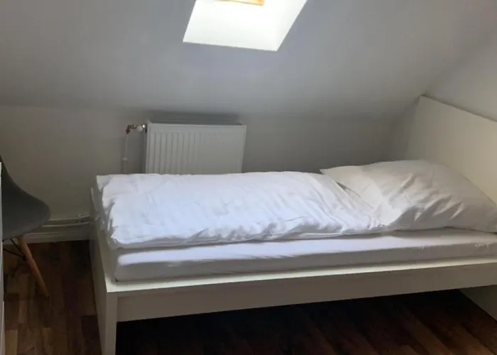 Zimmer In Wohnung, Monteure, Zentral, Apartamento *