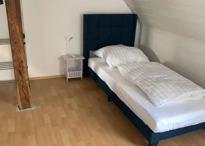Zimmer In Wohnung, Monteure, Zentral, Apartamento Enger